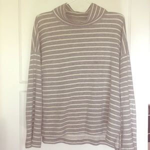 Madewell Loose Turtleneck ~Like New~